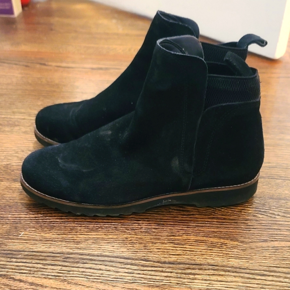 Blondo Black Suede Wateproof Boots - Size 9